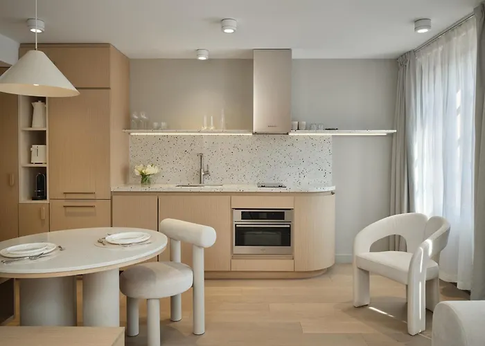 Corner - Luxury Serviced Apartments